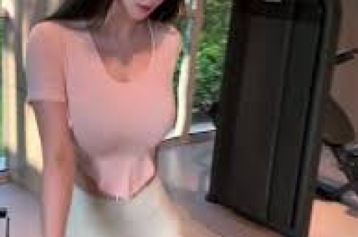胡红梅：爱穿旗袍的副校长跌下神坛从巅峰到低谷只因抄得太狠