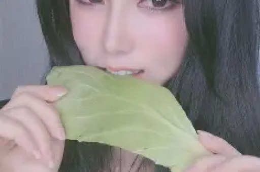 千万粉丝网红何秋亊向汪苏泷道歉 回应演唱会抄袭争议